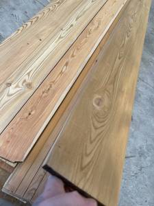 Siberian Larch Smooth Decking boards 22mm, 28mm, 45mm x 95mm, 120mm, 145mm x 3m, 4m and 6m lengths www.solidwoodfencing.co.uk