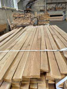 Oak Fencing battens available in 22mm x 45mm, 60mm, 70mm x 2m, 3m and 4m www.solidwoodfencing.co.uk